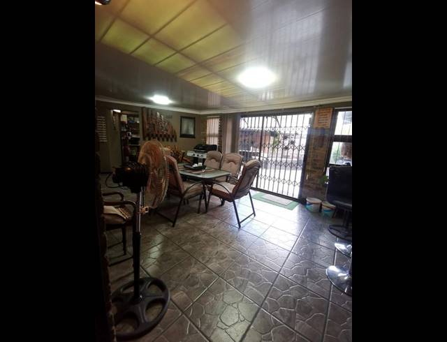 3 BEDROOM HOUSE FOR SALE IN SASOLBURG EXT 4